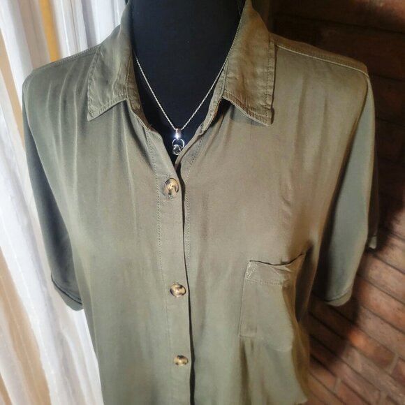 J for Justify Women's Olive Short Sleeve Button-Up Blouse - Size L - Picture 5 of 9